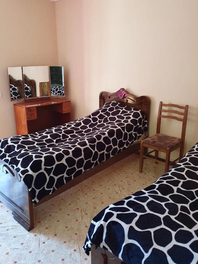 Valodia Guest House In Mestia Esterno foto